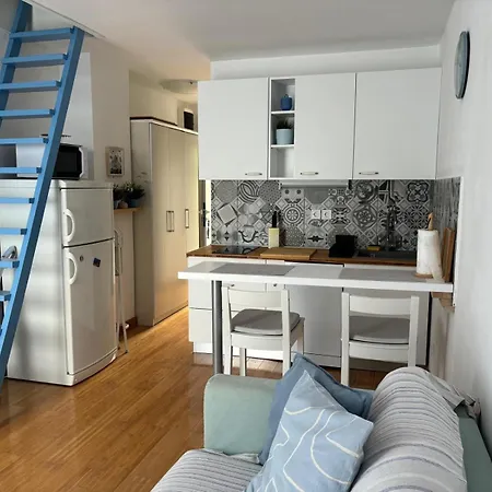 Apartment Ito Miholascica